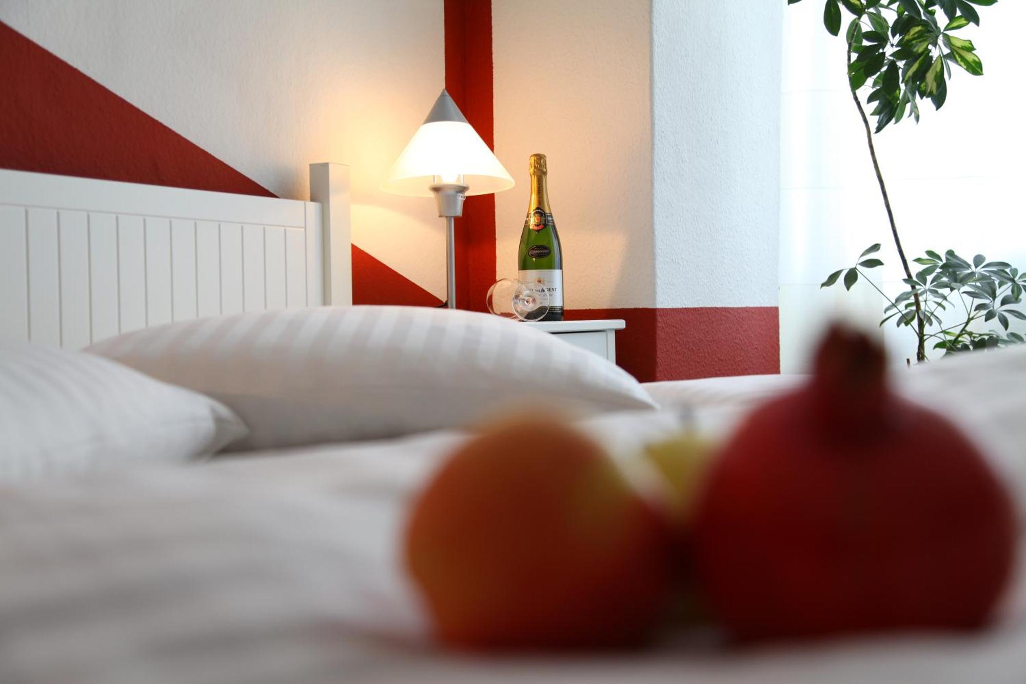 Hotel Pension Insor Берлин Экстерьер фото